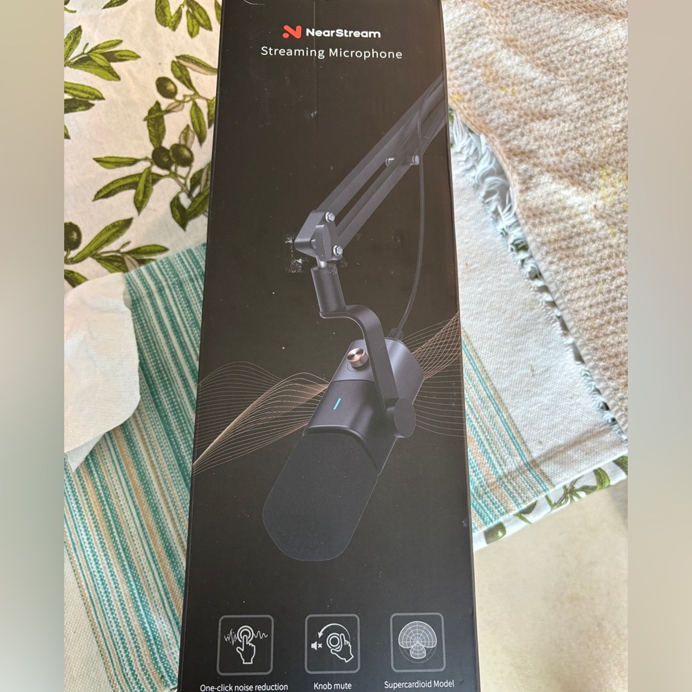 Black Streaming Microphone
